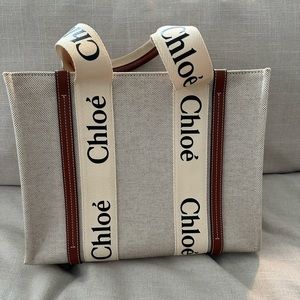 Chloé Medium Woody Tote Bag